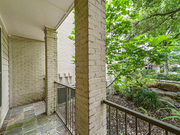 2700 Revere St #127 — Photo 28