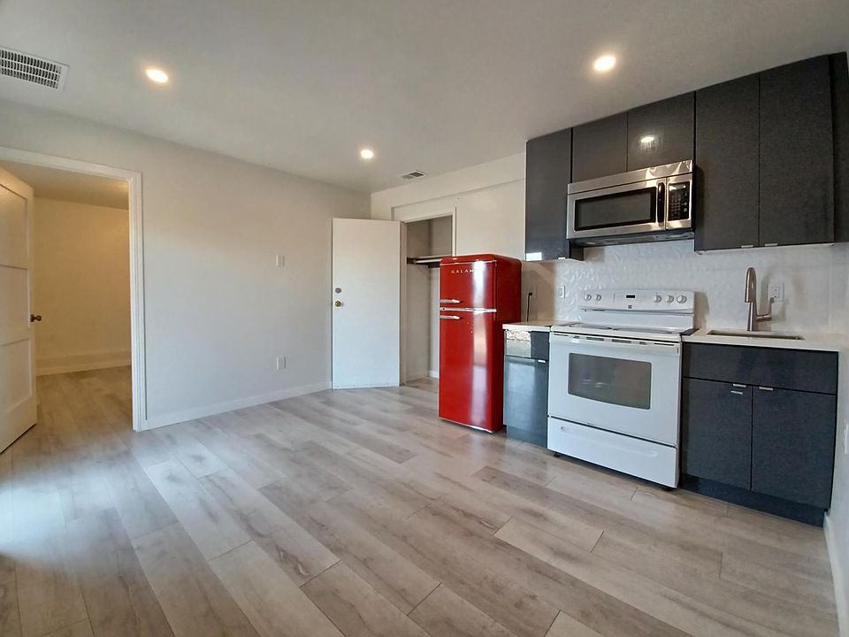 1st image of 50 Plymouth Cir