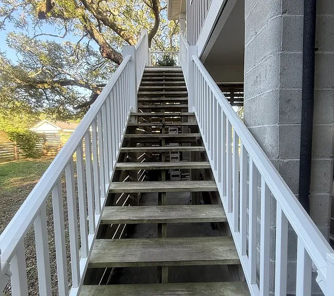 406 Caverly Ln — Photo 12