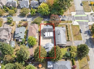 413 7th Ave, New Westminster, BC V3L 1W6