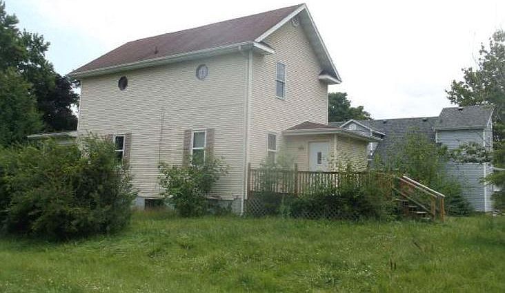 2nd image of 137 N Locust St