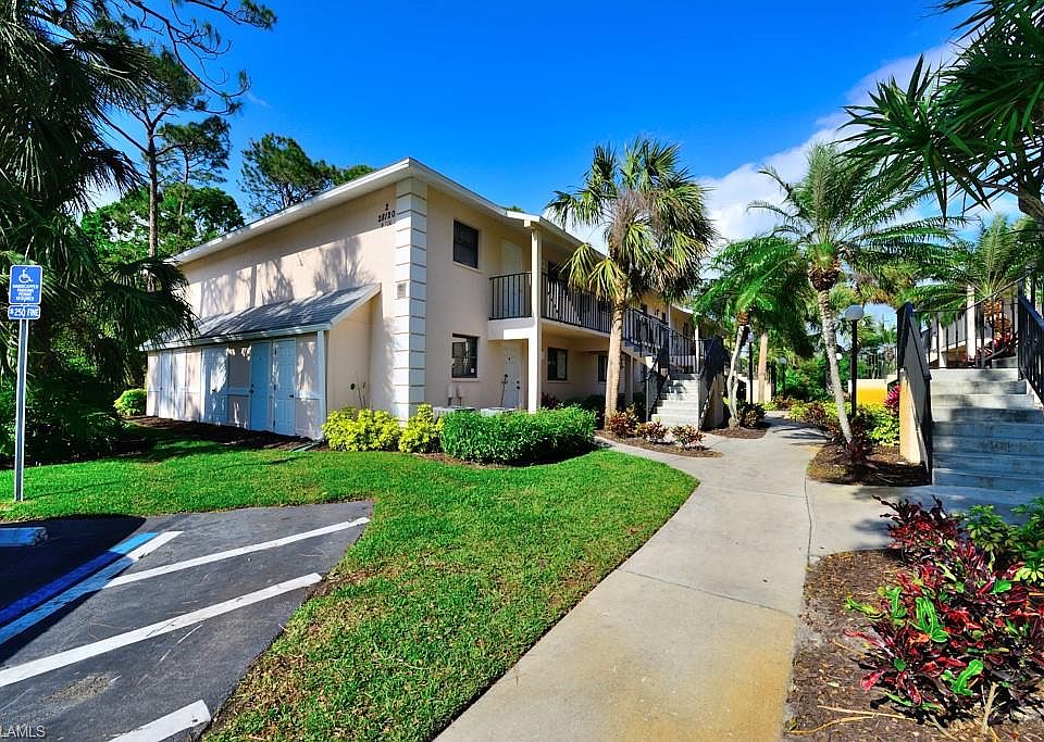1st image of 28120 Pine Haven Way APT 13