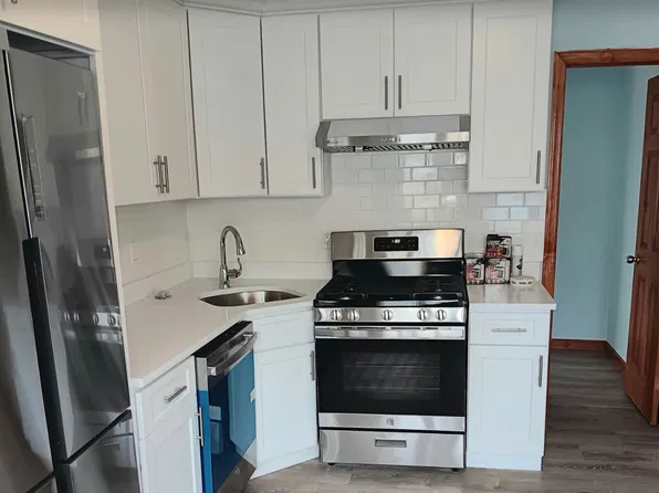 83 Webster Ave #3, Cambridge, MA 02141