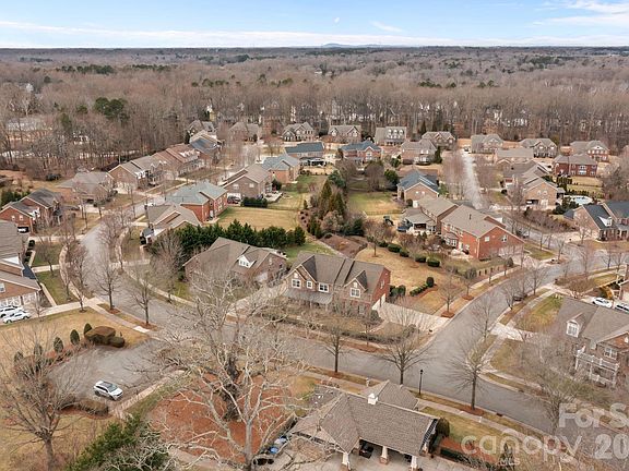 5th image of 126 Northbridge Dr