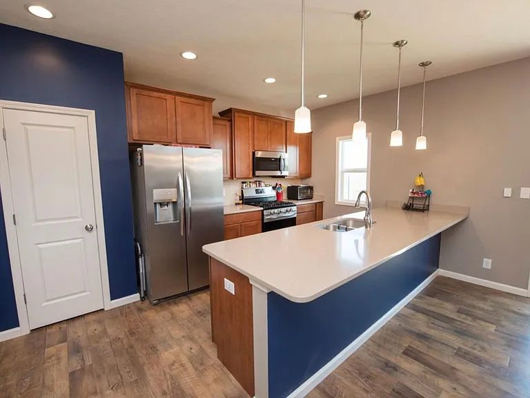 6173 Silvercreek Dr — Photo 12