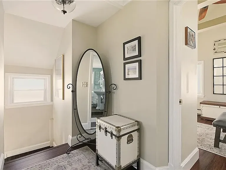 118 Center Ave — Photo 22