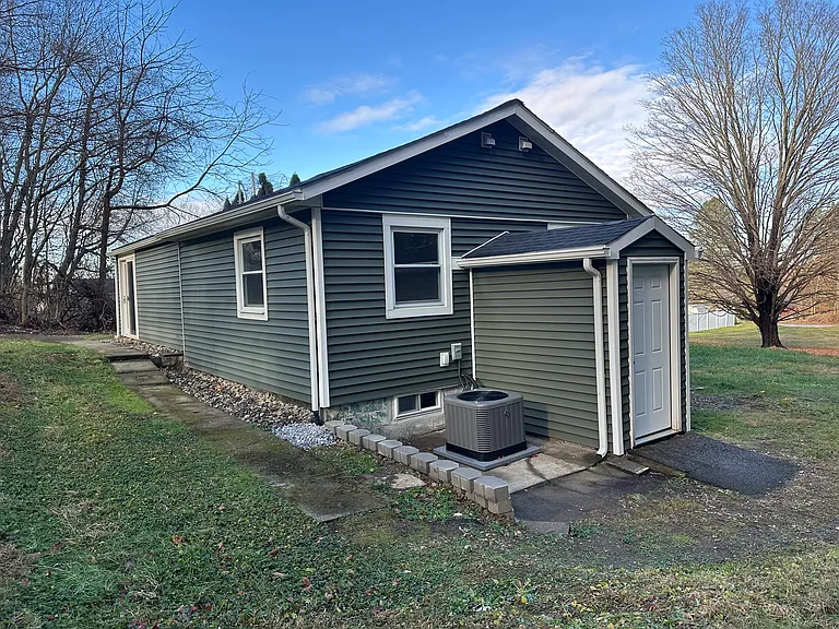 132 Jackson Rd — Photo 25