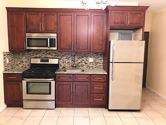 Rented by NY Space Finders Inc. | media 10