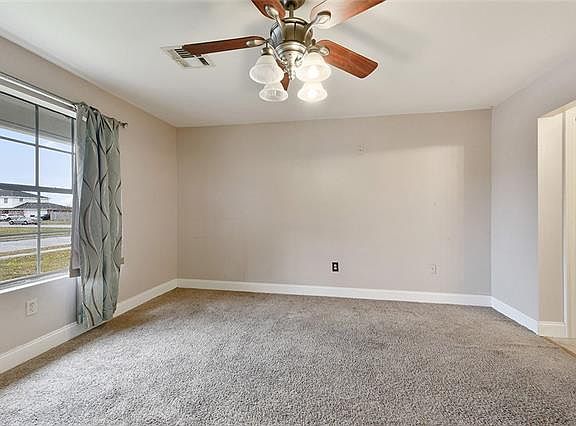 4th image of 8505 Fairfax Dr