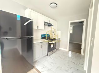 322 Osborne Ter #1L, Newark, NJ 07112