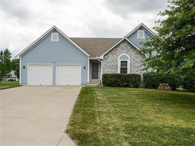 1st image of 15605 Iron Creek Dr