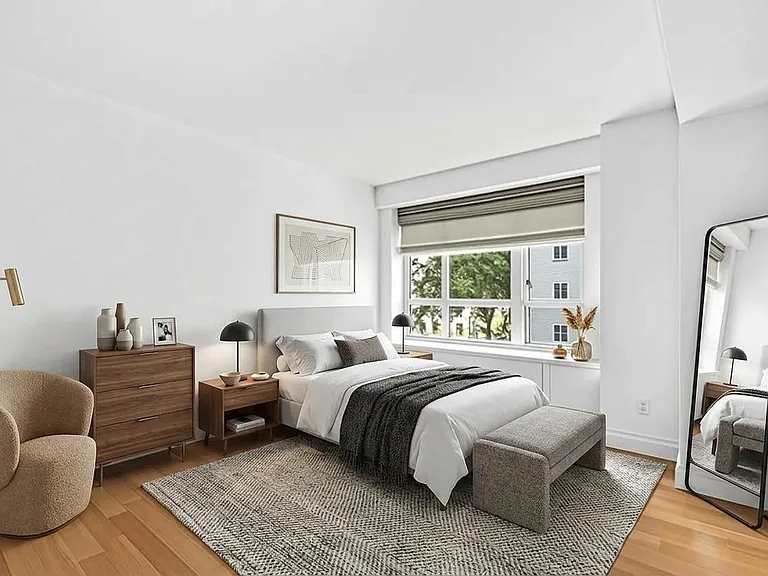 200 E 66th St #D403 — Photo 3