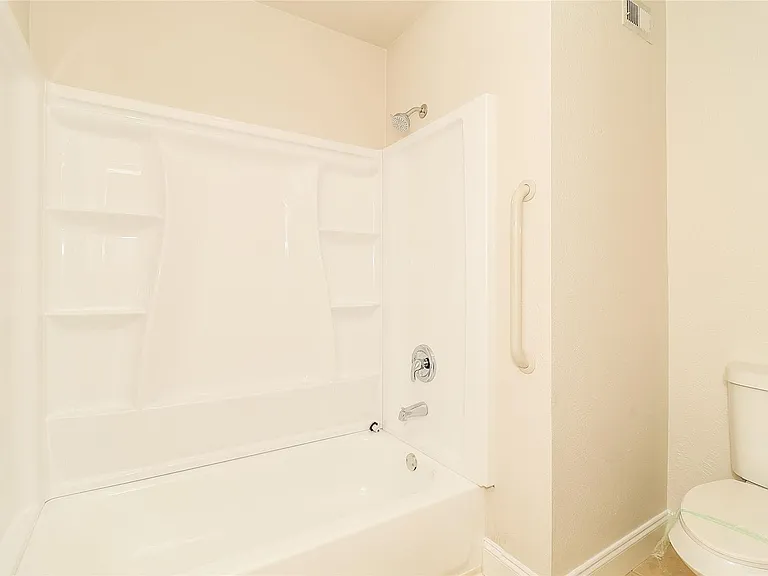 4204 Ireland Dr — Photo 21