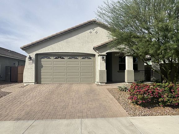 3rd image of 2873 W New River Dr