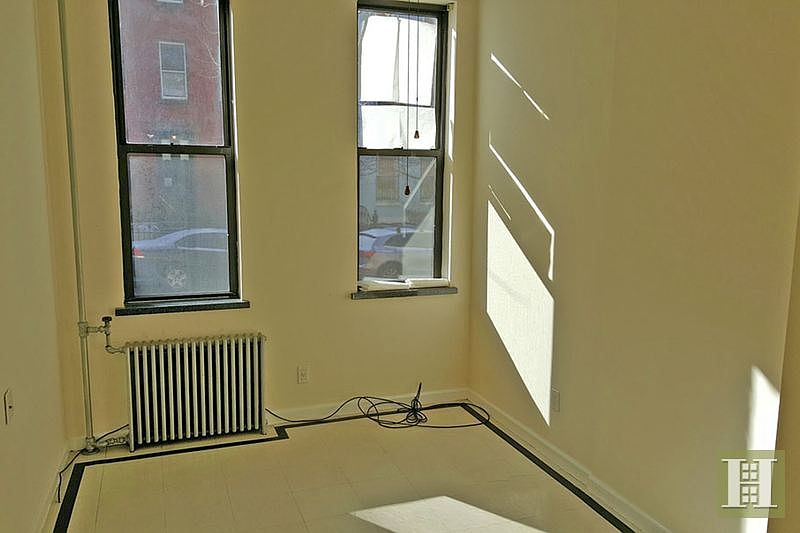 1st image of 167 15th St APT 1L