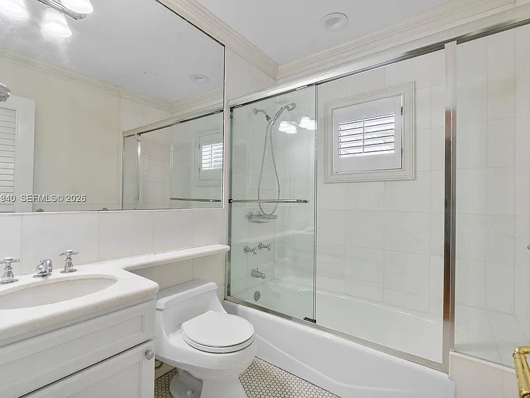 1037 Alfonso Ave — Photo 30