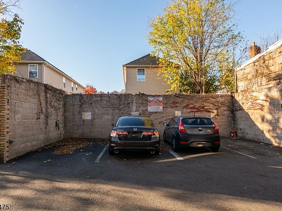 5th image of 54-56 N 12th St