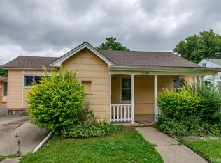 25540 Eureka Dr, Warren, MI