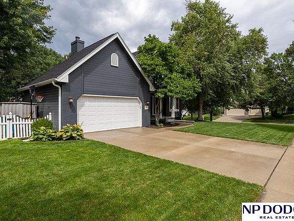 3rd image of 7401 Elk Creek Dr