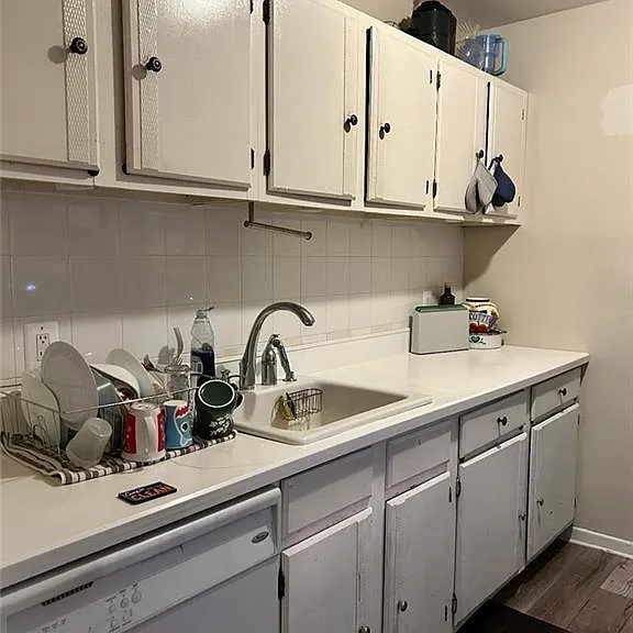 8 Avon Dr #Z — Photo 5