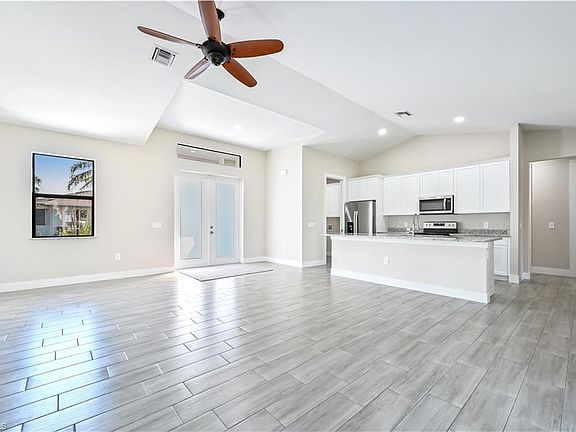 3rd image of 23436 Coconut Rum CT