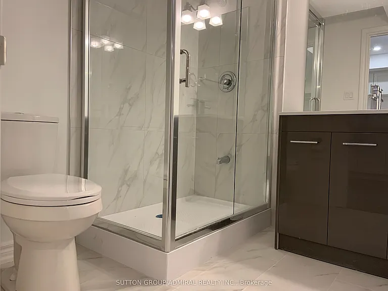 68 Drizzel Cres #BASEMENT — Photo 5