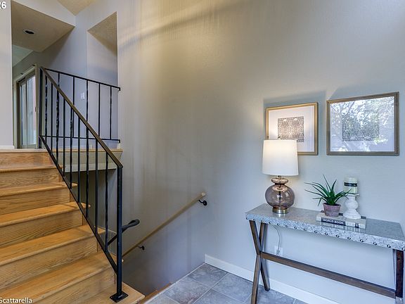 3rd image of 9814 SW Quail Post Rd