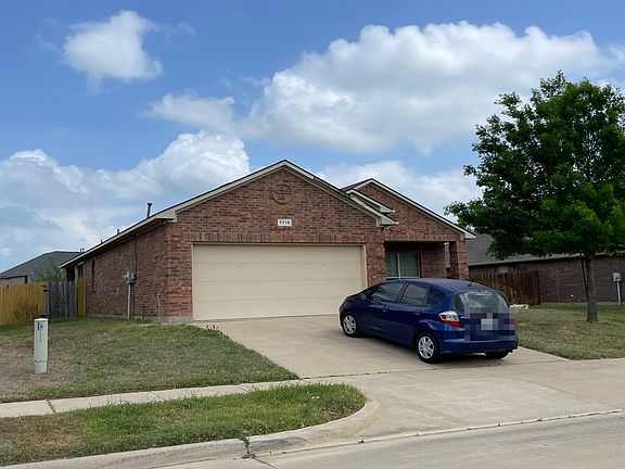 3rd image of 7715 Black Willow Ln
