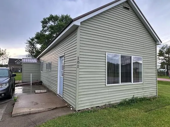 101 S Oak St, Castlewood, SD 57223