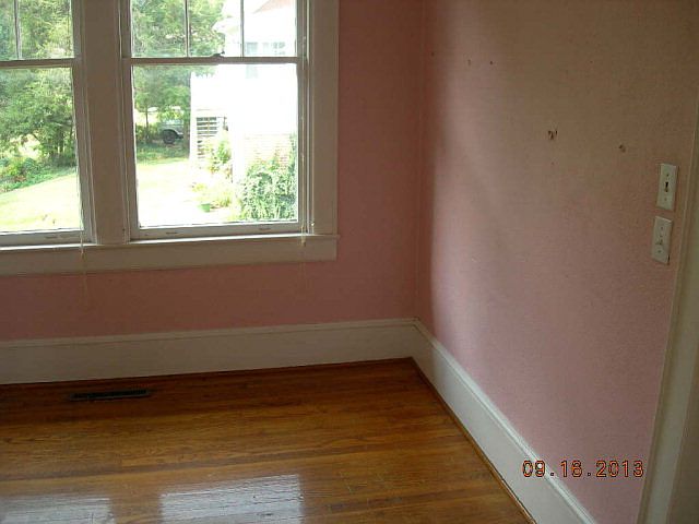 1st image of 408 Norwood St SW