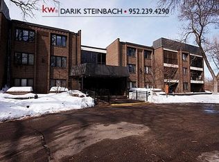 3412 Oak Ridge Rd APT 115, Minnetonka, MN 55305