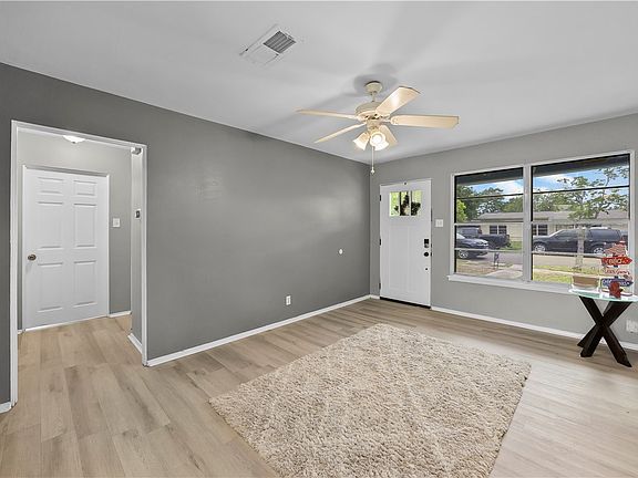 5th image of 4926 Gabriel Dr