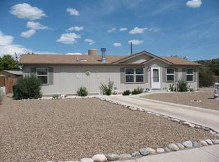 1440 Anna Ln, Farmington, NM 87401