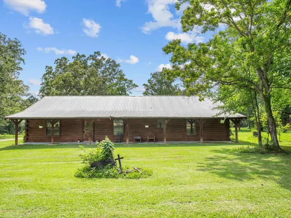 1642 Walker Rd, Huntington, TX 75949