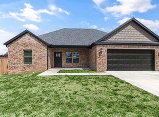 2308 John Montgomery Cir, Pea Ridge, AR 72751