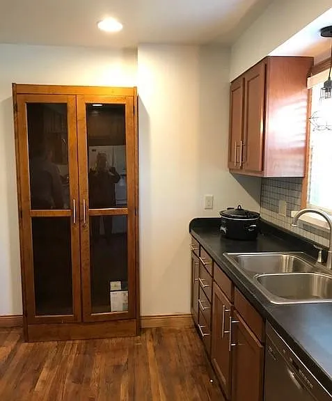 1708 W Bethel Ave — Photo 30