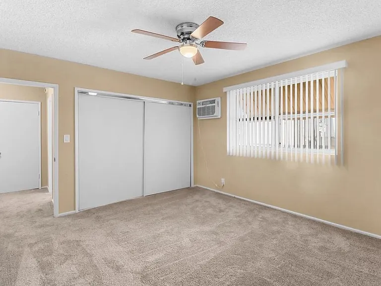 14332 Riverside Dr #5 — Photo 28