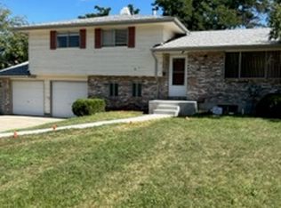 7012 S Cherry Dr, Centennial, CO 80122