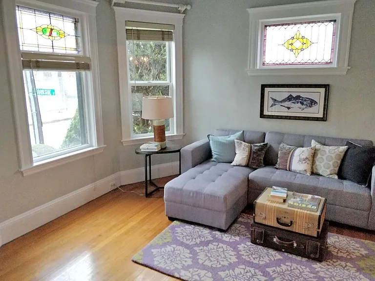 127 Central Ave — Photo 4