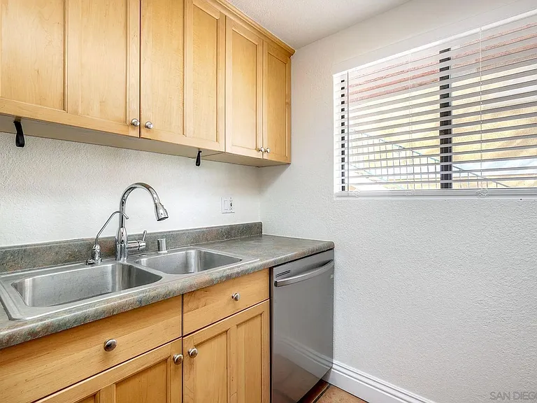 9948 San Juan St #4 — Photo 11