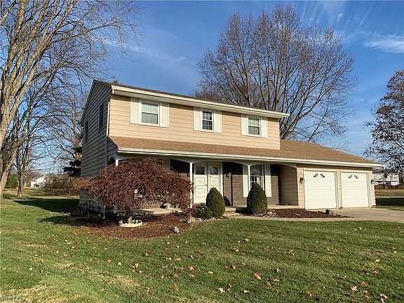 2nd image of 3441 Lily Ct