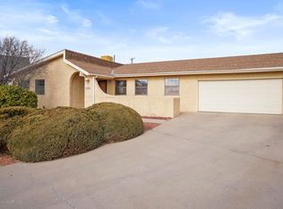 2704 Sage Ct, Farmington, NM 87401