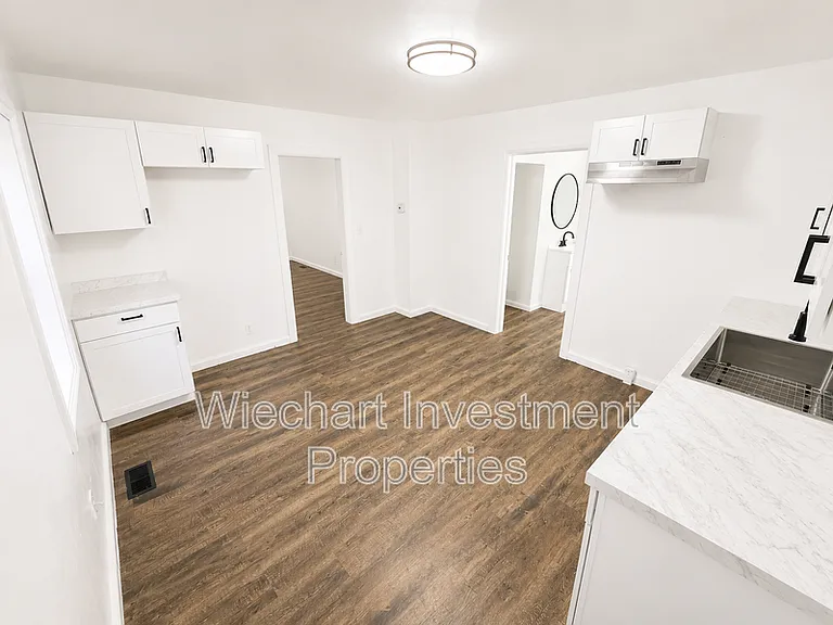 620 W Wayne St — Photo 6