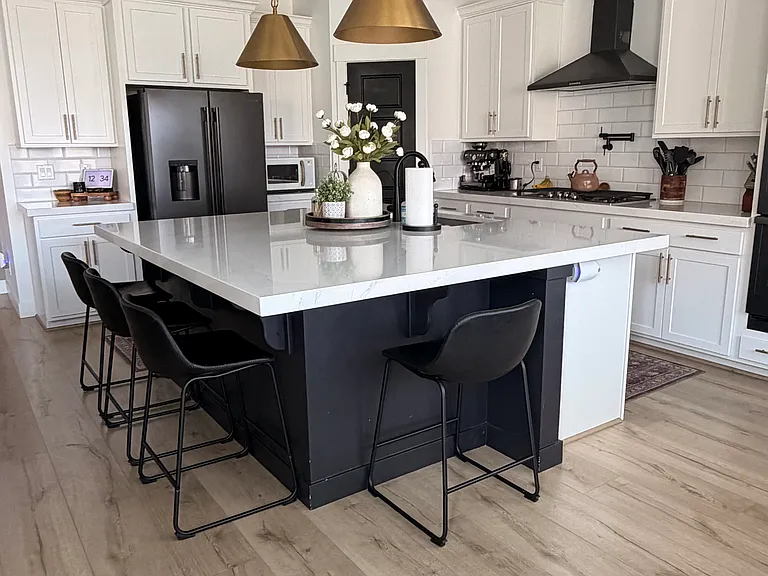 165 Monument Rock Rd — Photo 1