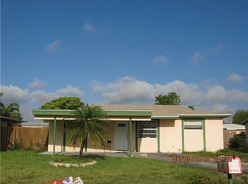 2nd image of 4121 SW 56th Ave