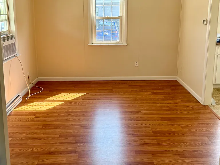 1310 Scott St — Photo 15