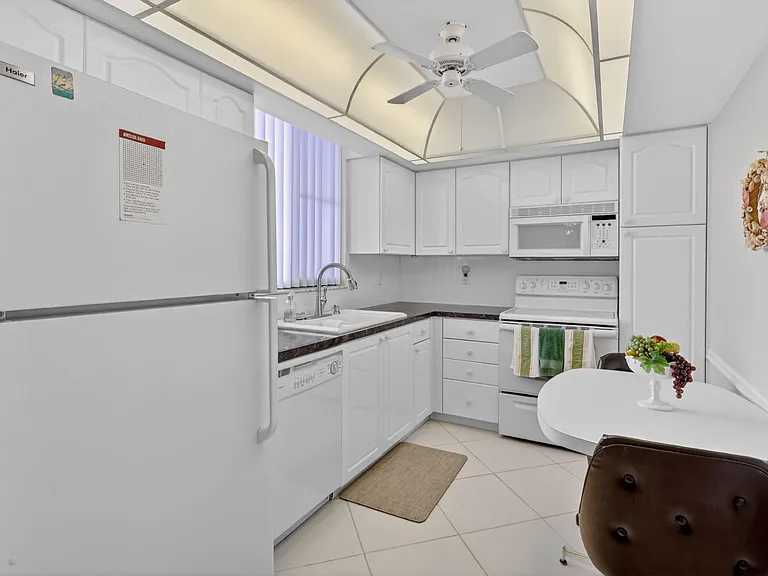 3382 NE Causeway Blvd #7-403 — Photo 16