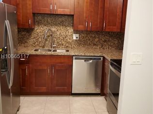 3263 Coral Ridge Dr, Coral Springs, FL 33065