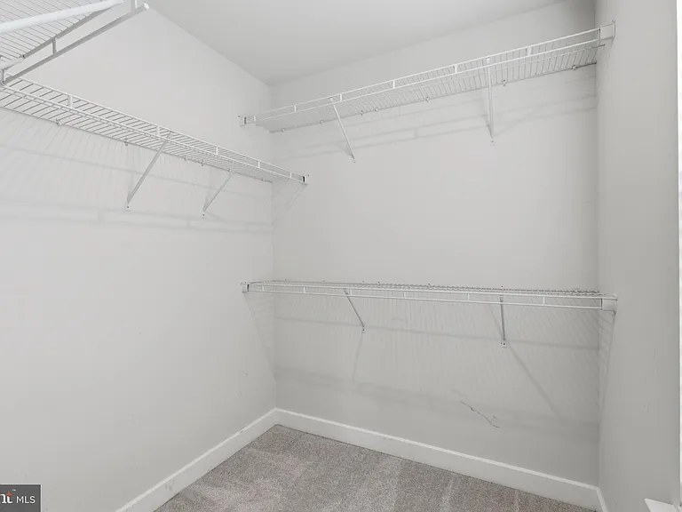 529 Swansea Dr — Photo 29