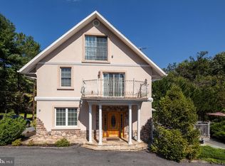 9 Boxwood Ln, Cockeysville, MD 21030